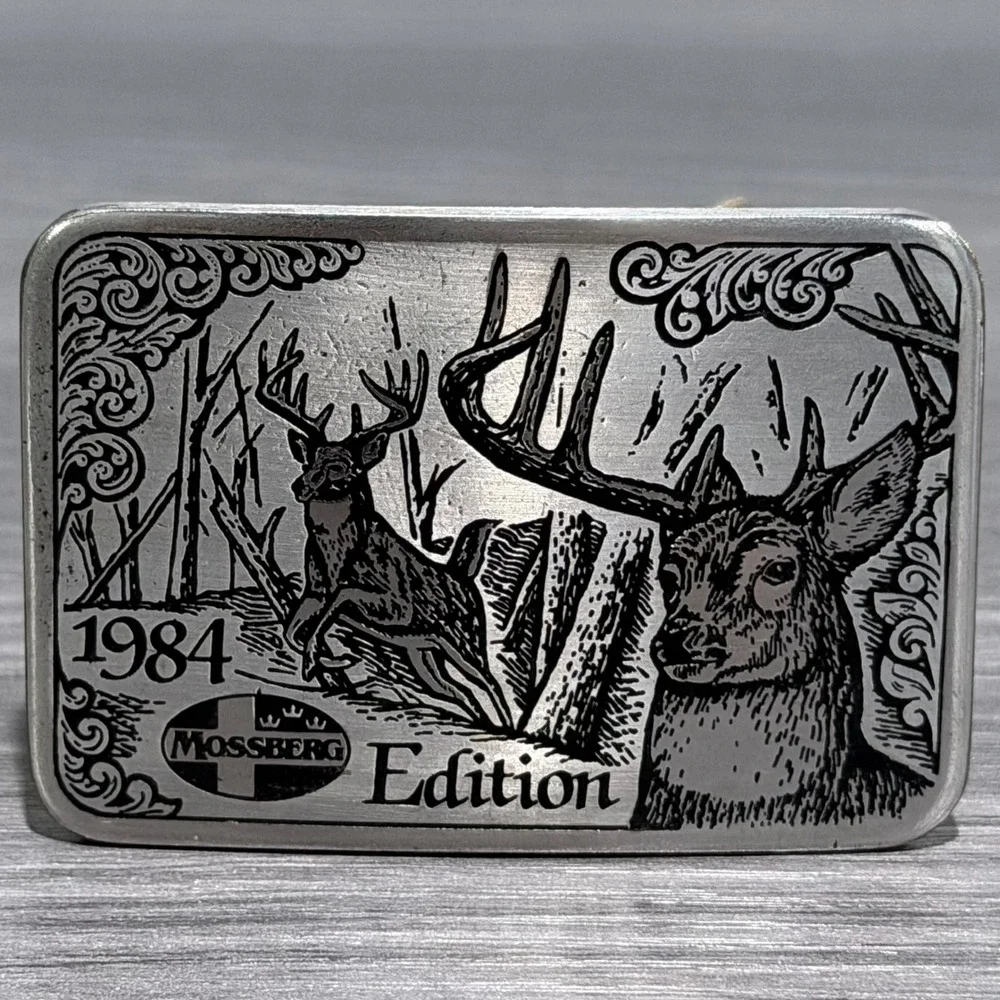 Vintage Mossberg 1984 Edition Belt Buckle Silver Tone Deer Deer Hunting Etched